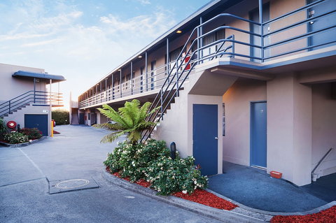 Best Western Mahoneys Motor Inn - Accommodation Coffs Harbour 1