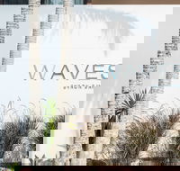 Waves Byron Bay - Accommodation Coffs Harbour