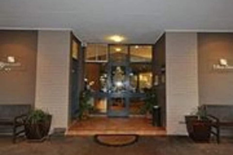 Hospitality Port Hedland - Accommodation Coffs Harbour 3