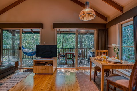 Narrows Escape Rainforest Retreat - Accommodation Coffs Harbour 2