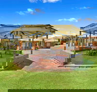 Comfort Inn  Suites King Avenue - Accommodation Coffs Harbour