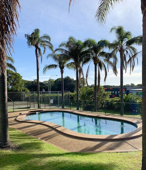 Shellharbour Resort - Accommodation Coffs Harbour 2