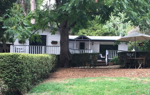 Clarendon Cottages - Accommodation Coffs Harbour 1