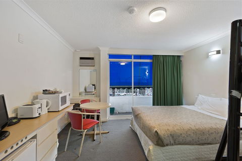 Alexander Motor Inn & Apartments - Accommodation Coffs Harbour 5