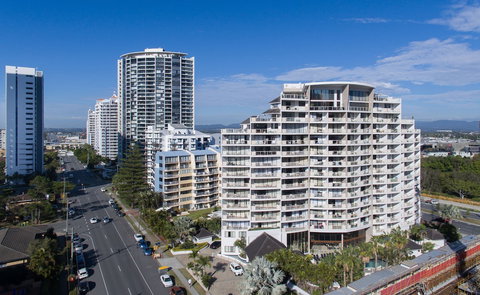 Broadbeach Savannah Hotel & Resort - Accommodation Coffs Harbour 5