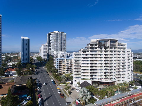 Broadbeach Savannah Hotel & Resort - Accommodation Coffs Harbour 3