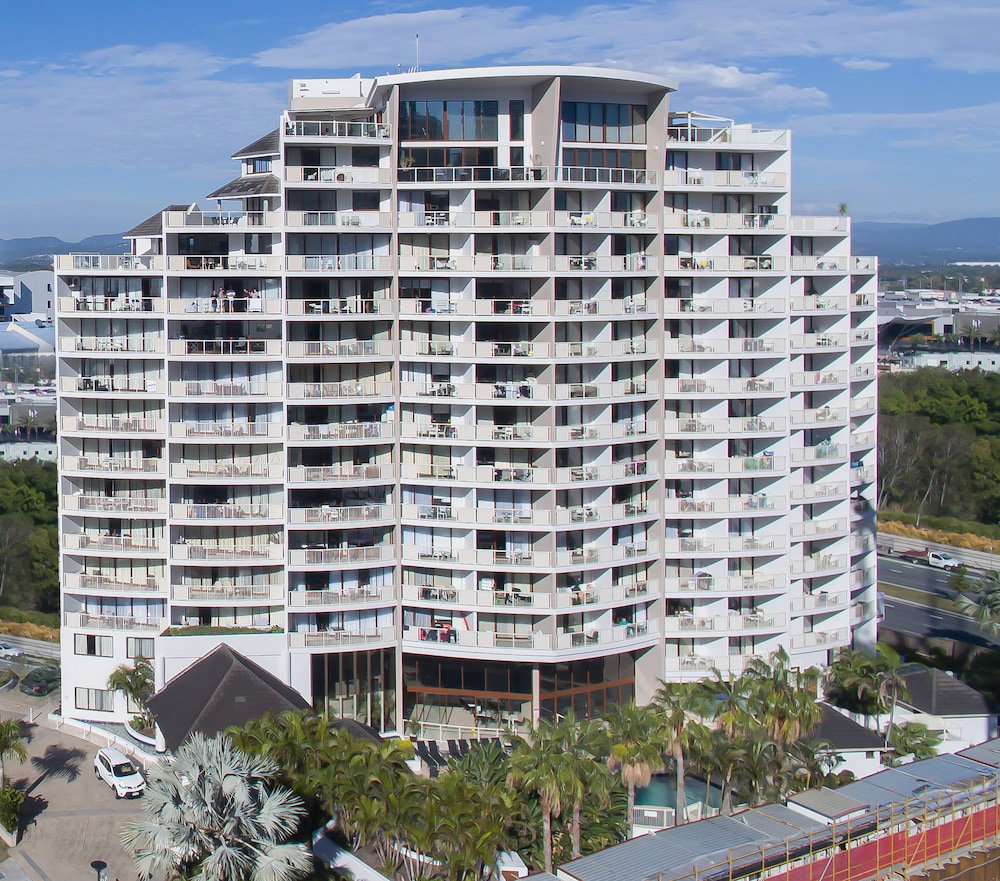 Broadbeach QLD Accommodation Coffs Harbour