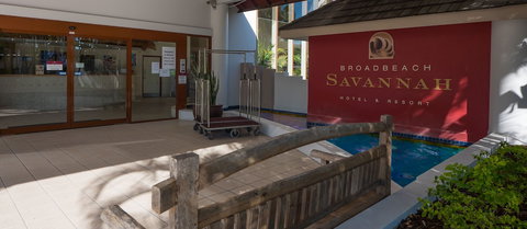 Broadbeach Savannah Hotel & Resort - Accommodation Coffs Harbour 1