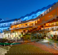 Camelot Motel - Accommodation Coffs Harbour