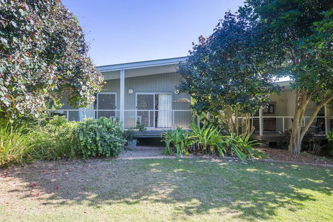 Fingal Bay Holiday Park - Accommodation Coffs Harbour 3
