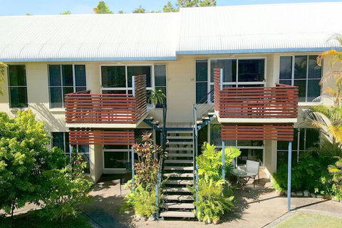 At The Mango Tree - Accommodation Coffs Harbour 1