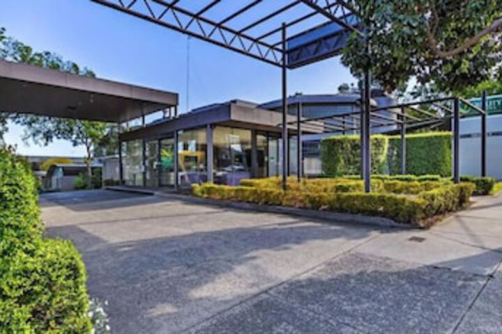 Kew VIC Accommodation Coffs Harbour