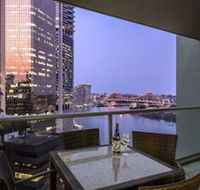 Oaks Brisbane on Felix Suites - Accommodation Coffs Harbour