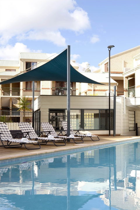 Mont Clare Boutique Apartments - Accommodation Coffs Harbour 1