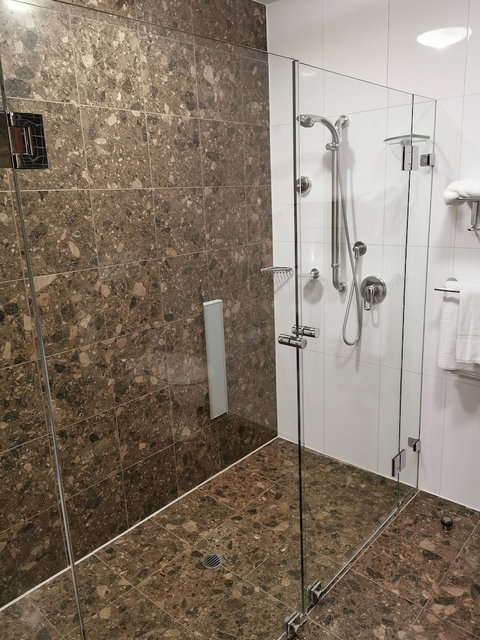 Majestic Roof Garden Hotel - Accommodation Coffs Harbour 5