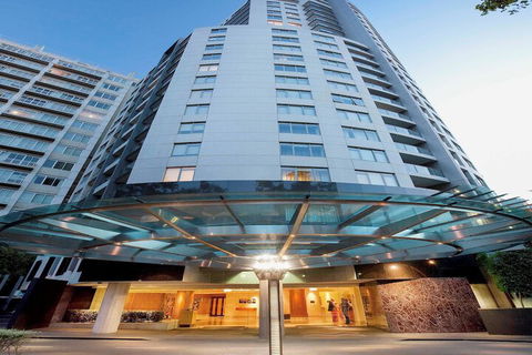 Quay West Suites Melbourne - Accommodation Coffs Harbour 1