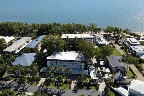 Agincourt Beachfront Apartments - Accommodation Coffs Harbour 1