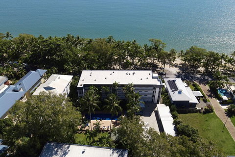 Agincourt Beachfront Apartments - Accommodation Coffs Harbour 3