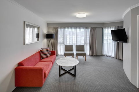 Adina Serviced Apartments Canberra James Court - Accommodation Coffs Harbour 2