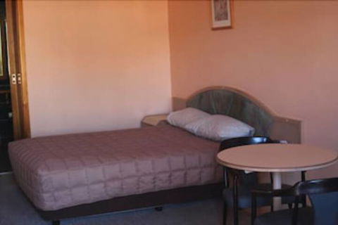Nandewar Motor Inn - Accommodation Coffs Harbour 2