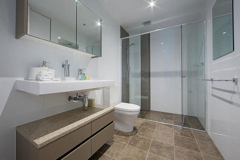 Accommodate Canberra Manhattan On The Park - Accommodation Coffs Harbour 2