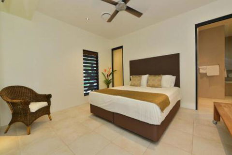 Mana Moana Beachfront Estate Port Douglas - Accommodation Coffs Harbour 0