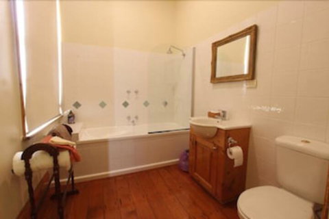 Bairnsdale Bed And Breakfast - Accommodation Coffs Harbour 6