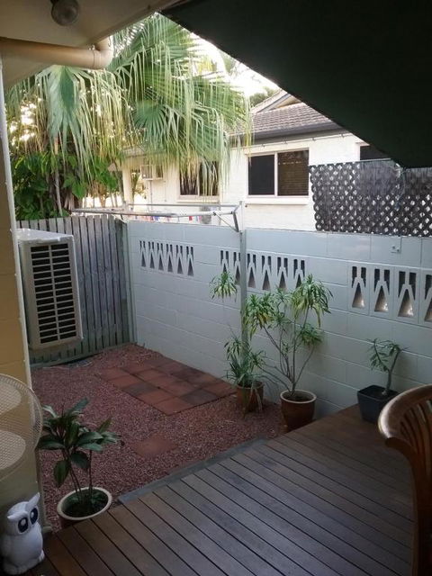 A City Retreat 2BR Apartment Reid Park Townsville - Accommodation Coffs Harbour 3