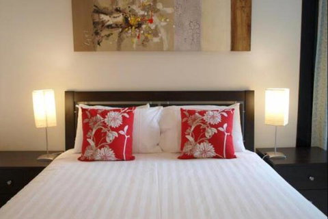 Docklands Prestige Apartments - Accommodation Coffs Harbour 7