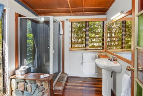 Rosebrook Cottages - Accommodation Coffs Harbour 5