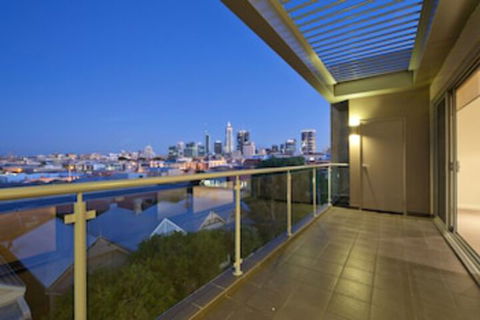 Zappeion Apartments - Accommodation Coffs Harbour 0