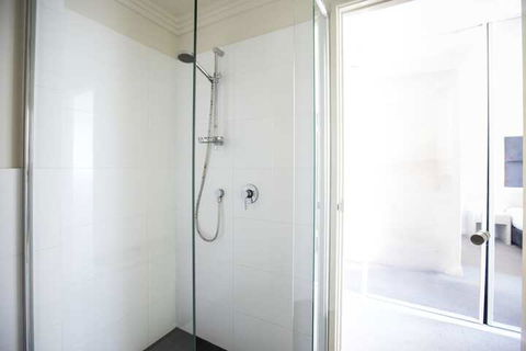Zappeion Apartments - Accommodation Coffs Harbour 7