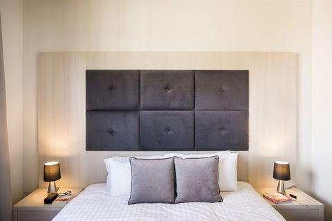 Zappeion Apartments - Accommodation Coffs Harbour 4