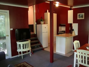 Lotus Lodges - Accommodation Coffs Harbour 3