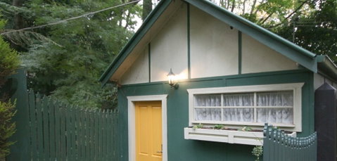 Lotus Lodges - Accommodation Coffs Harbour 1