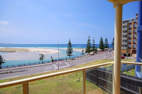 Avilla Court 1 - Accommodation Coffs Harbour 6