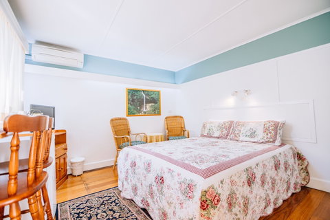 Warburton Lodge - Accommodation Coffs Harbour 3