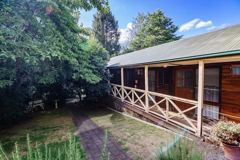 Warburton Lodge - Accommodation Coffs Harbour 5