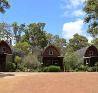 Jarrah Glen Cabins - Accommodation Coffs Harbour