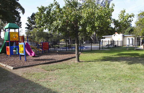 Nagambie Caravan Park & Motel - Accommodation Coffs Harbour 3