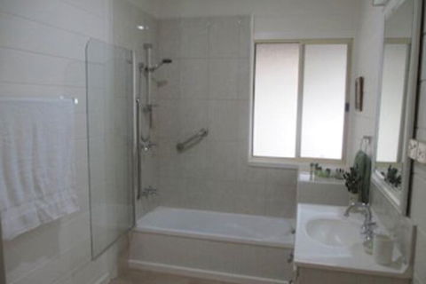 All About Me B & B - Accommodation Coffs Harbour 4