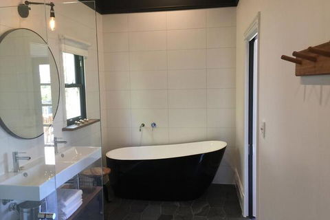 Alchemy House - Accommodation Coffs Harbour 1