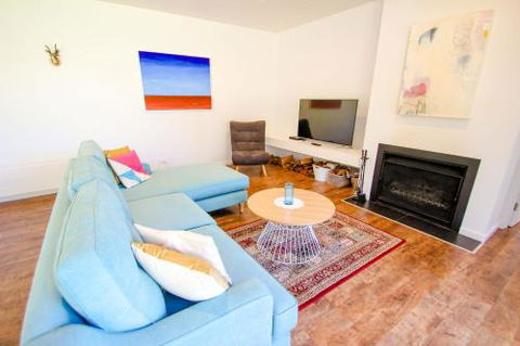 Apex House - Accommodation Coffs Harbour 1