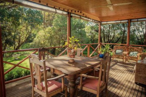 Secluded Homestead Amongst The Trees - Accommodation Coffs Harbour 7