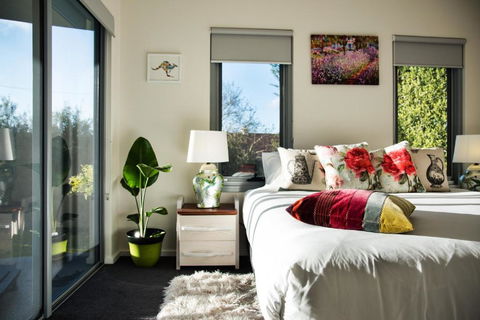 Azura - Accommodation Coffs Harbour 2