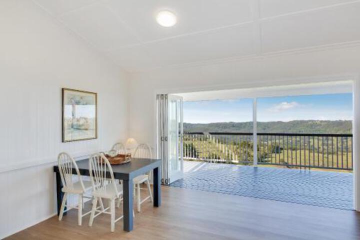 Reesville QLD Accommodation Coffs Harbour