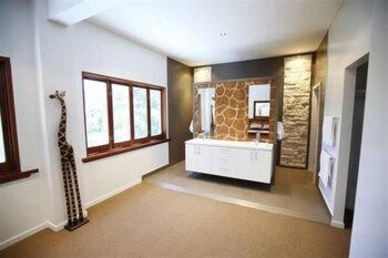 Nahmahlu - Accommodation Coffs Harbour 4