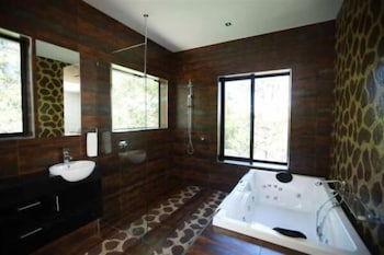 Nahmahlu - Accommodation Coffs Harbour 5