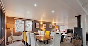 Aosta - Accommodation Coffs Harbour 1