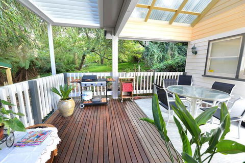 Aura Of The Dandenongs - Accommodation Coffs Harbour 1